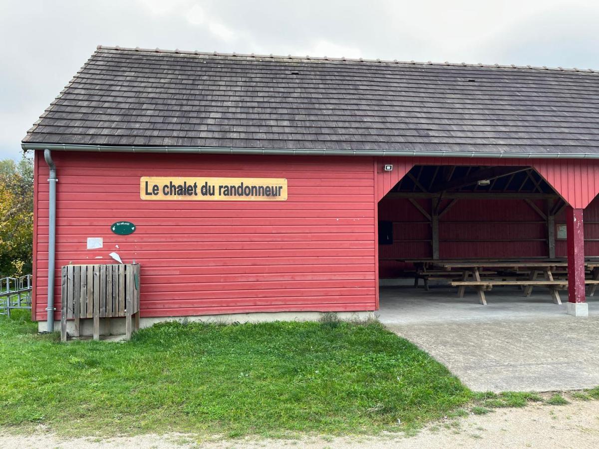 Les Maisonnettes Du Lac - Base De Loisirs Lavare 외부 사진